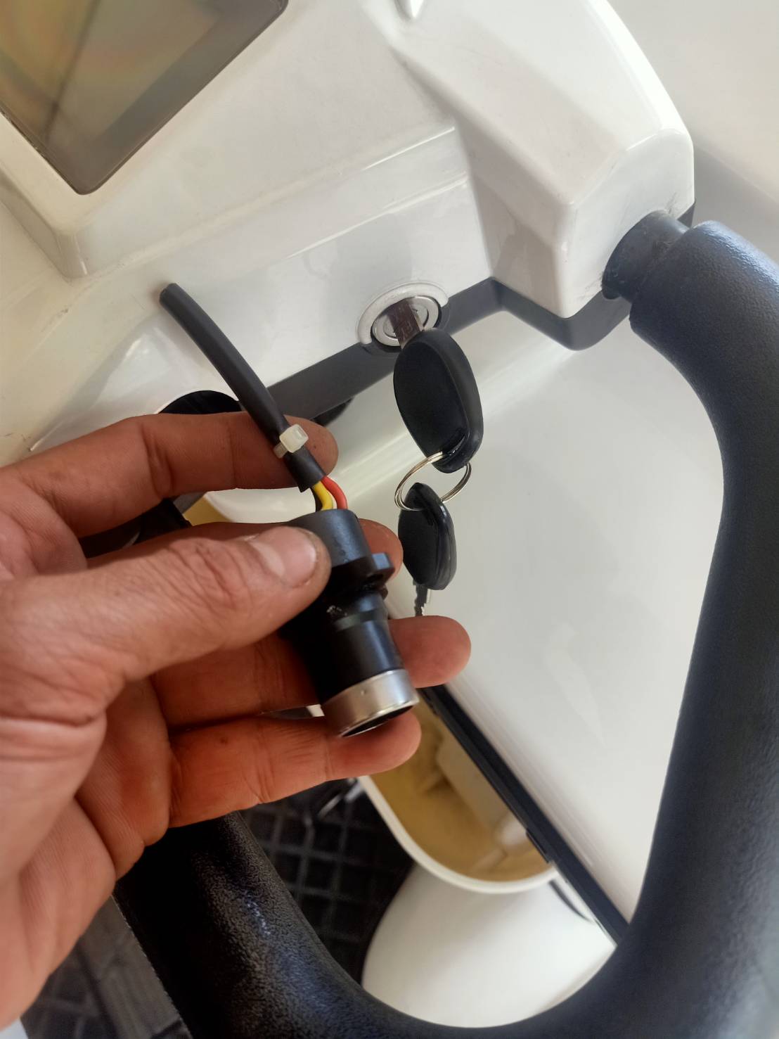 เปลี่ยนกุญแจ-1