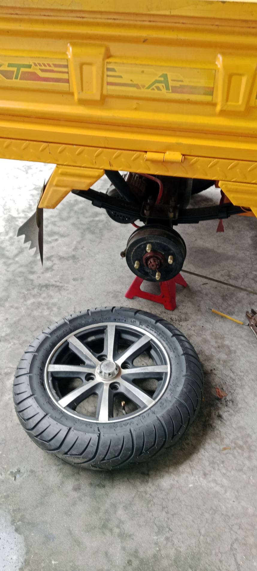 เปลี่ยนยาง-11