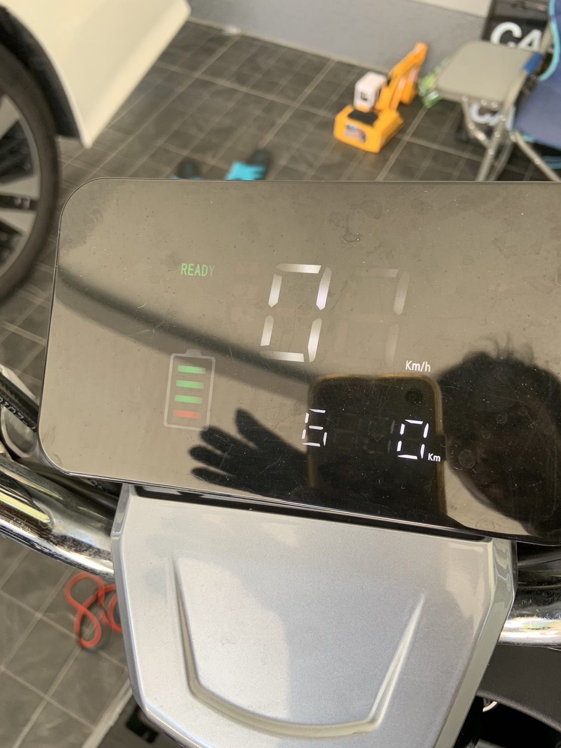 เปลี่ยนแบตเตอร์รี่-11