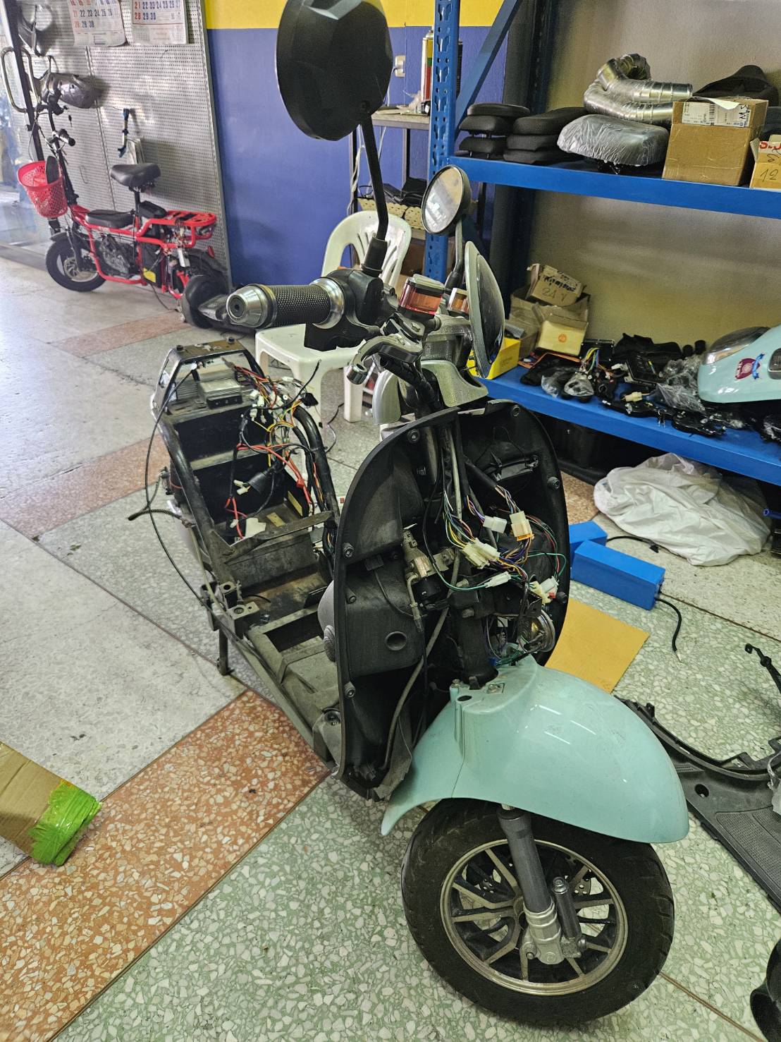 เปลี่ยนกล่องควบคุมและไล่ระบบไฟ-10